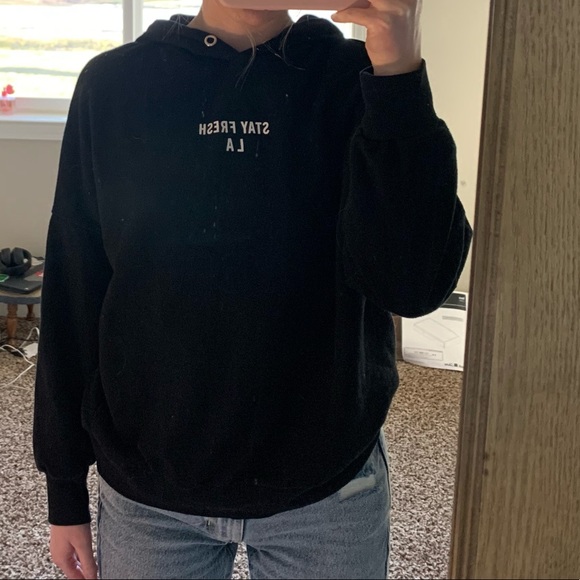 Forever 21 Tops - stay fresh la hoodie